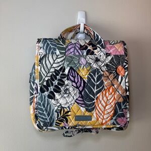 Vera Bradley Palm Floral Print Hanging Travel Organizer Quilted Toiletry Bag